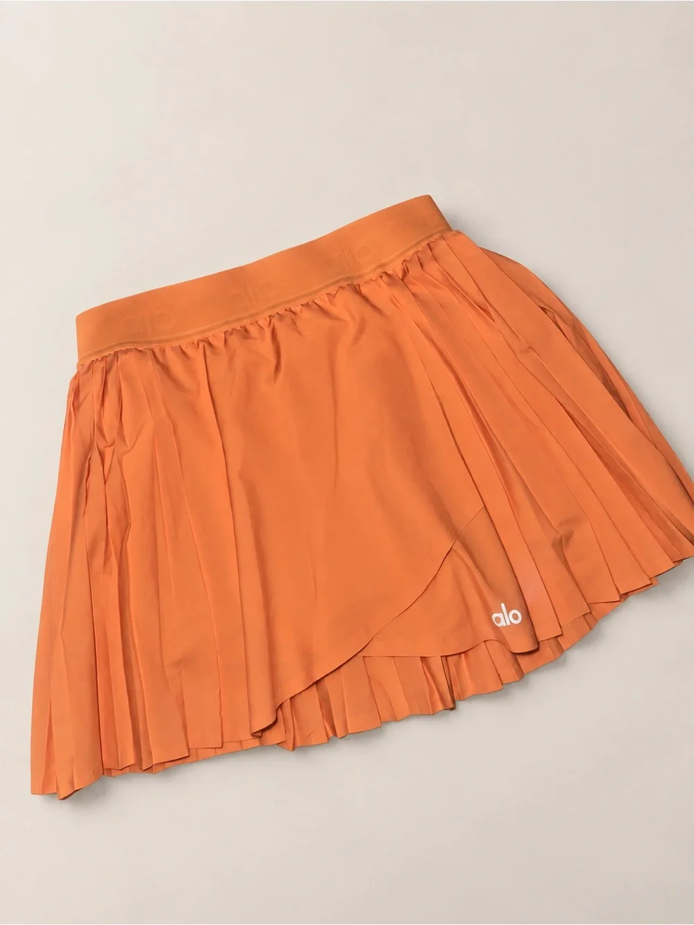 ALO Yoga Bright Orange Pleated Athletic Skort